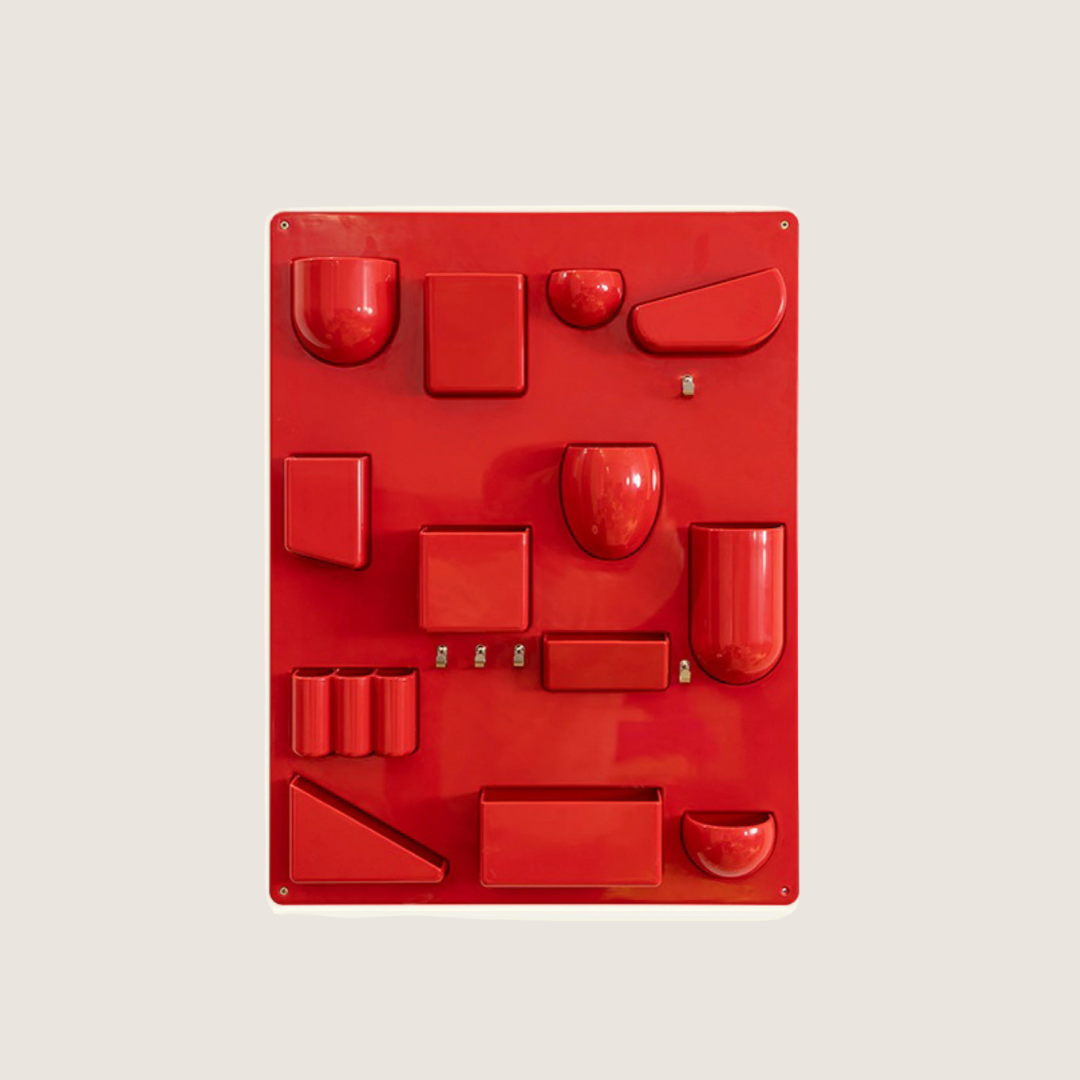 WALL-MOUNTED ORGANIZER