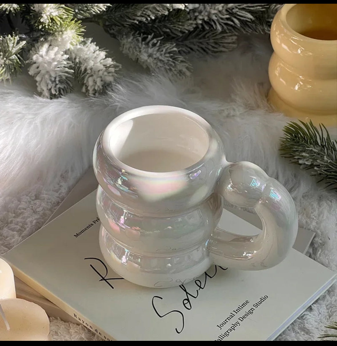 CERAMIC WAVY CUP