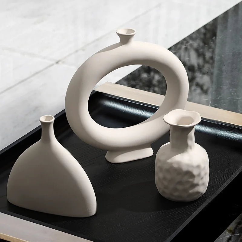 SCULPTURAL VASES