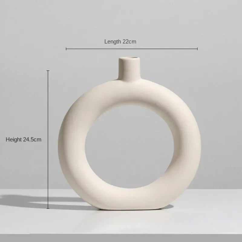 SCULPTURAL VASES